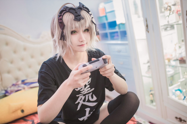 山东嘉华星雨慈善基金爱心打造公益歌曲《星星雨》:半岛体育网站(图1) 半岛体育